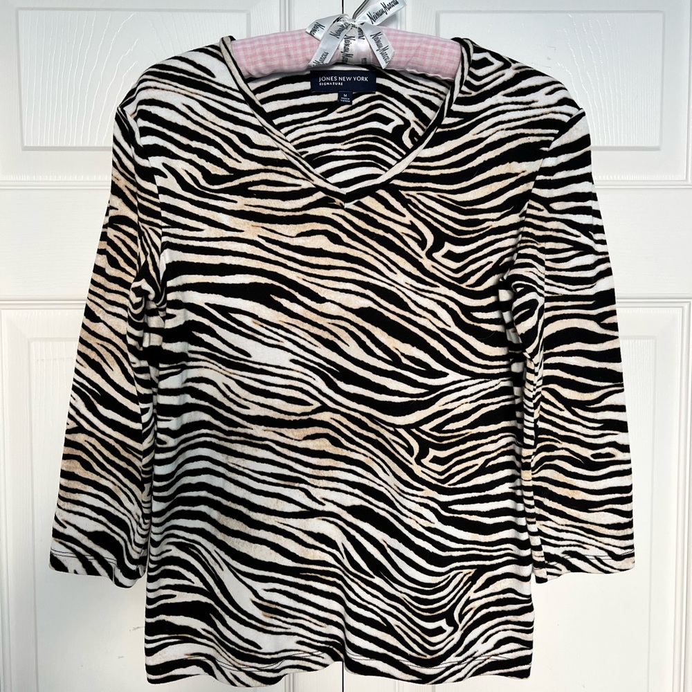Jones of New York 3/4 Sleeve Zebra V-Neck Top-Size M